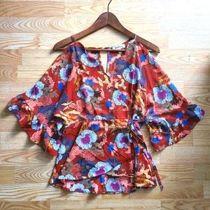 MONTEAU Floral Cut-Out Blouse Size Medium